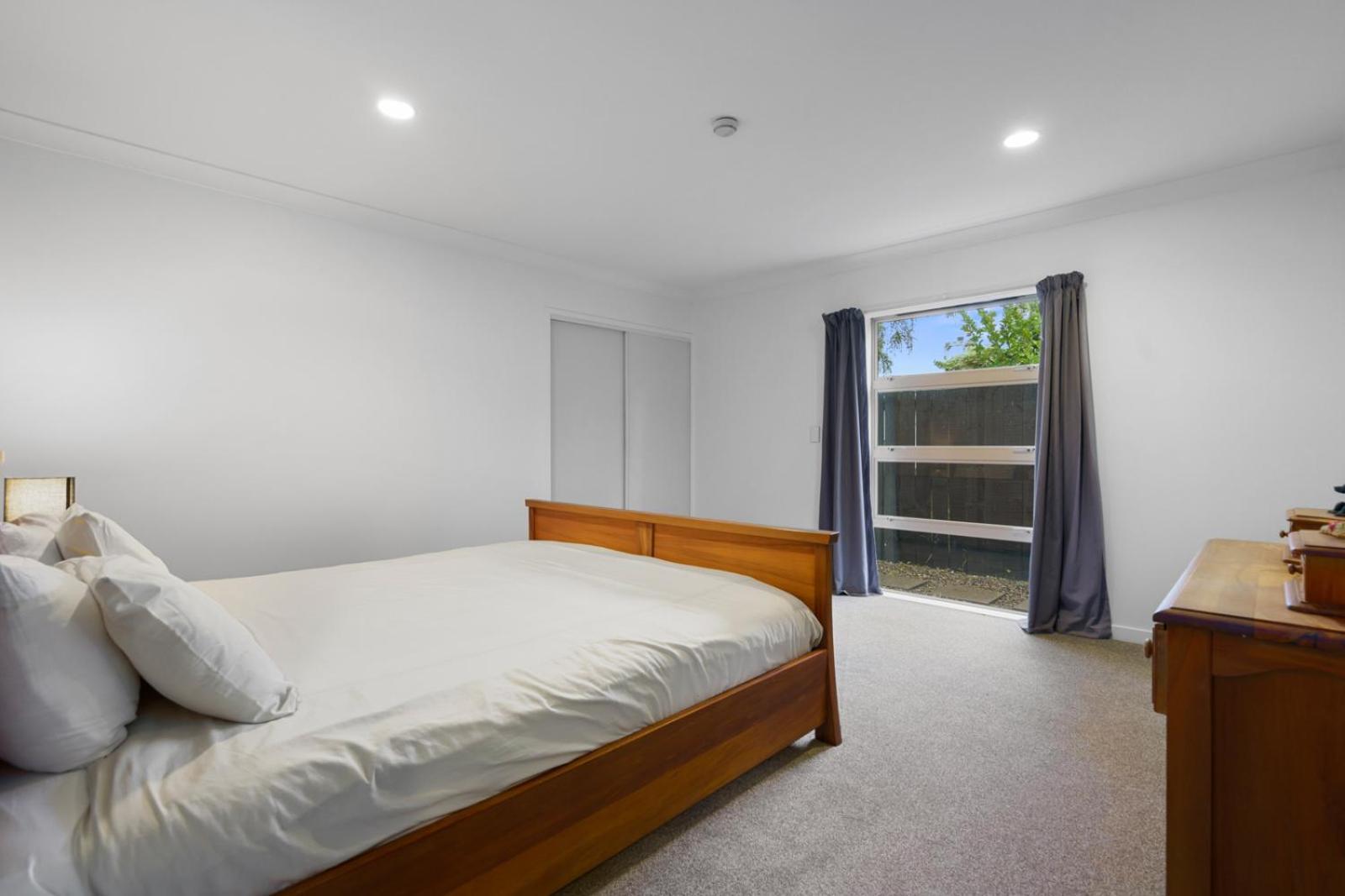 Sunny, Quiet, 2-Bedroom Unit In Fabulous Location! Cambridge Exterior photo